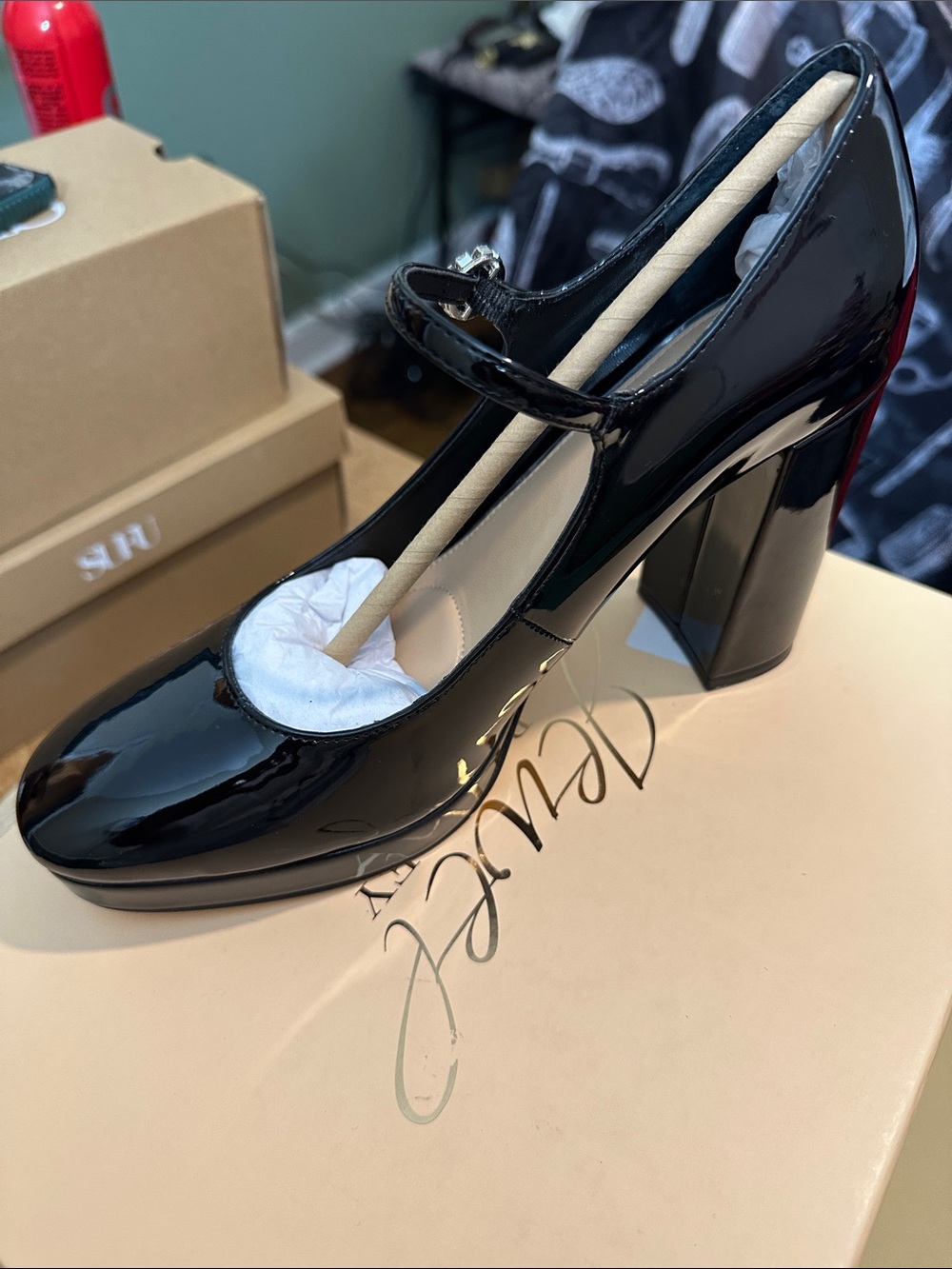 Badgley Mischka Black Patent Mary Jane Block Heel